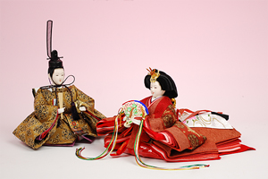 ���R���@������